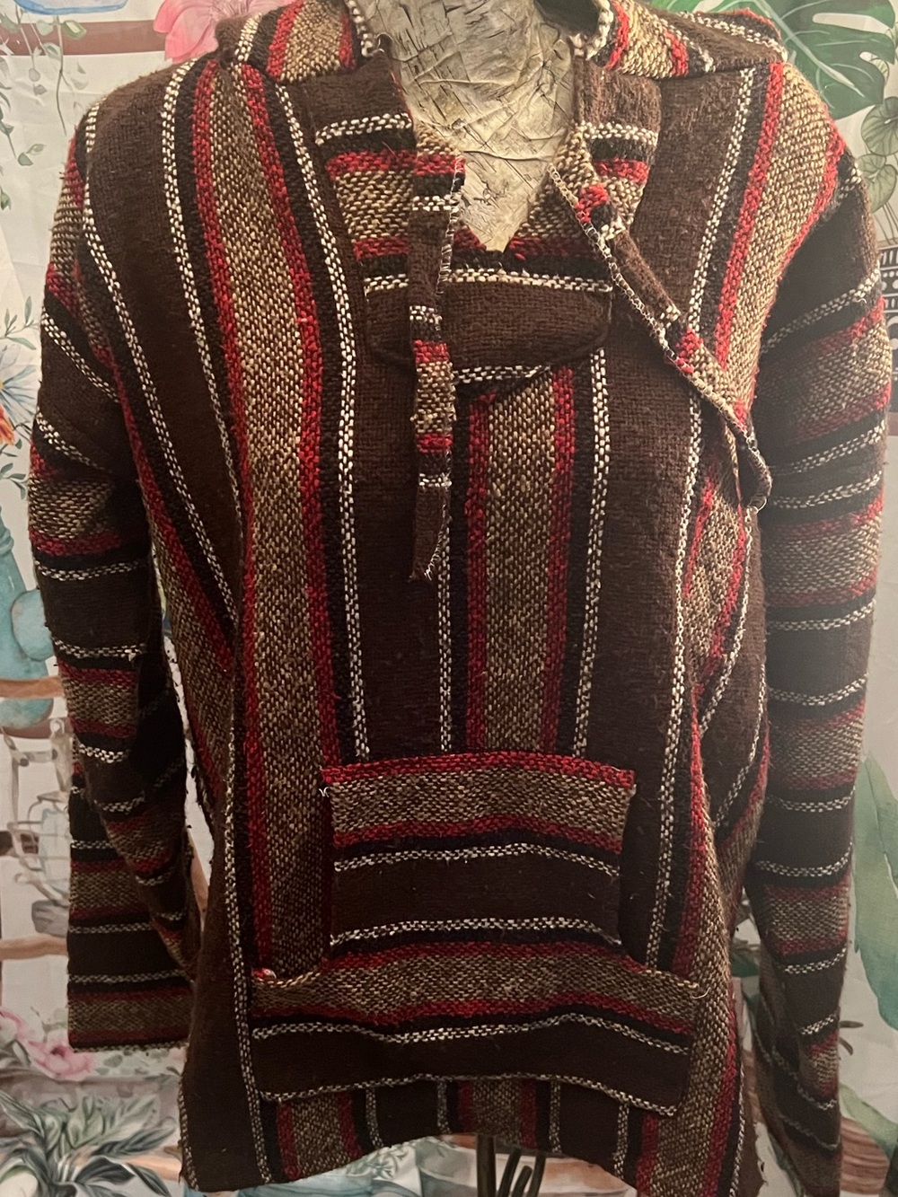 Size L/xl men’s unbranded fleece lined poncho